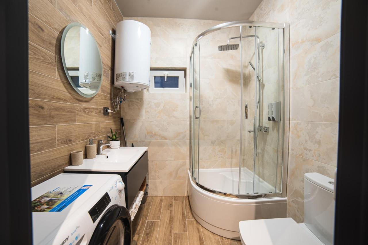 Luxury Apartments Petofi Ужгород Екстериор снимка